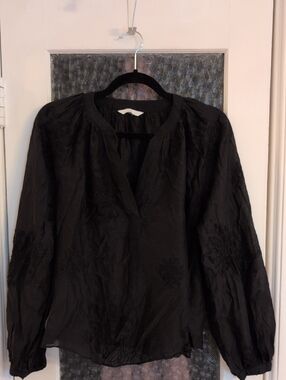 Black Long-Sleeve H&M V-Neck Women's Blouse